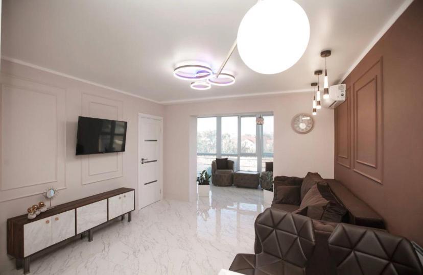 2 Bedroom Apartment On Shulginih Kropyvnytskyi Exterior photo